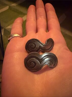 Vintage Mexico sterling silver Swirl screw back Earrings
